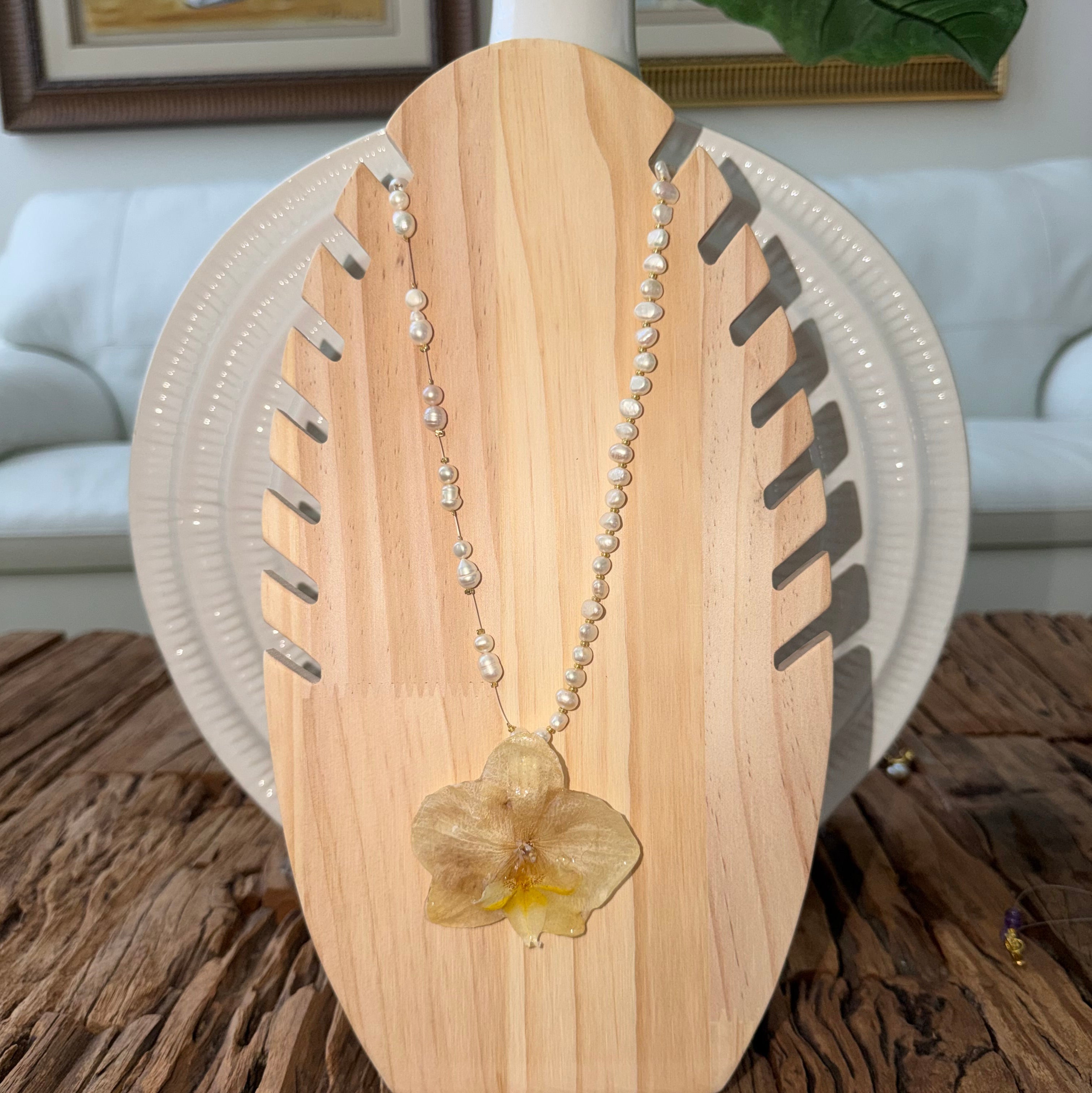 Pearls Orchid Necklace